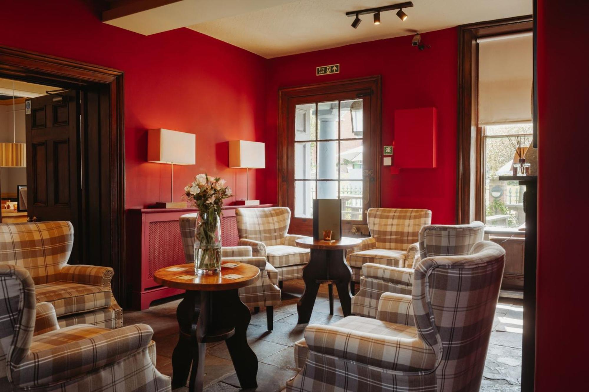 Old Orleton Inn Уелингтън Екстериор снимка