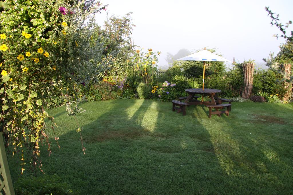 Old Orleton Inn Уелингтън Екстериор снимка